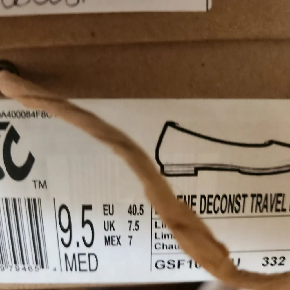 GENTLE SOULS Eugene Lime Leather Travel Ballet Flats. NIB. Size: Various